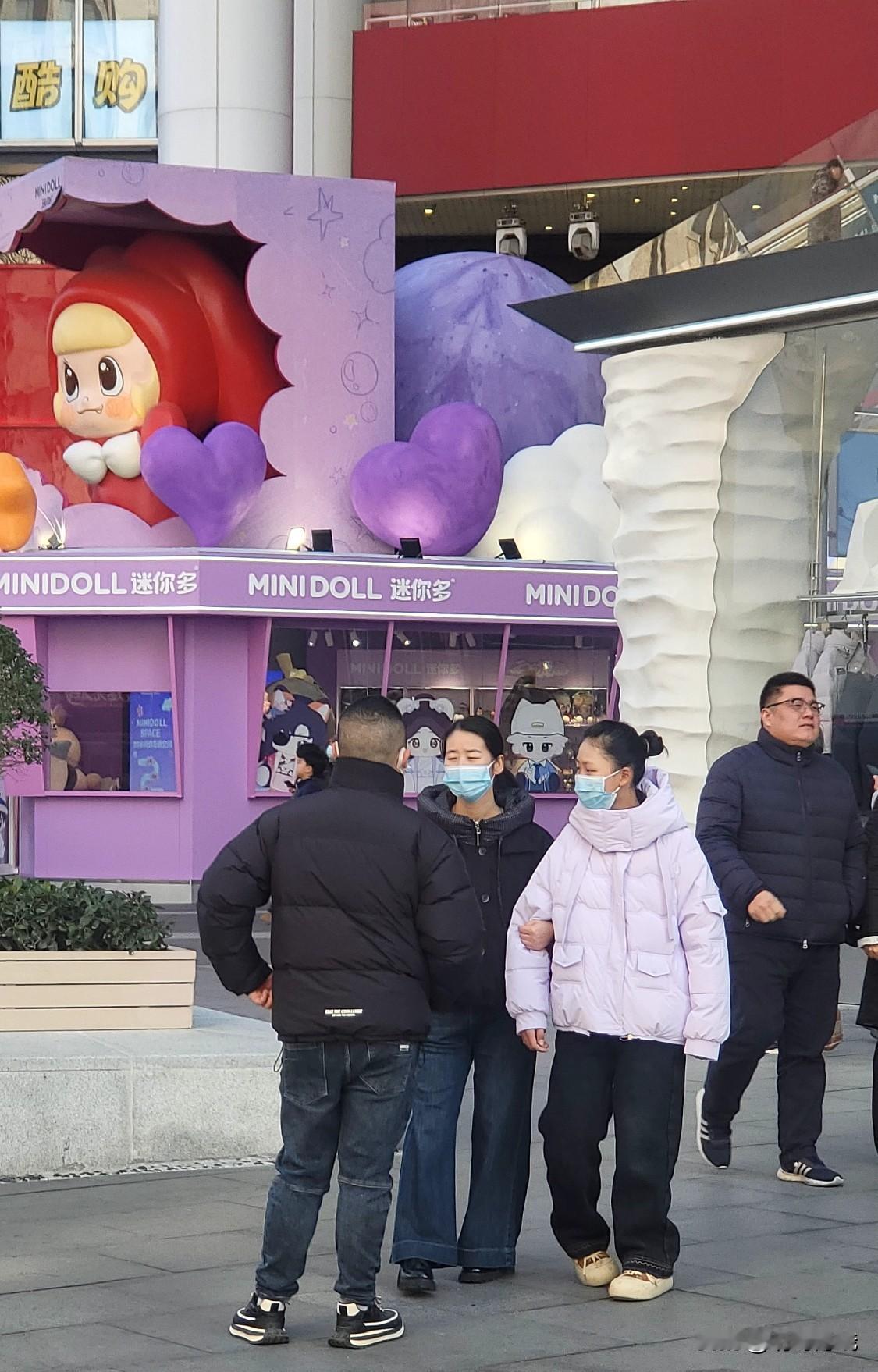 黄昏恋中的尴尬（三十七）

六十二岁的老黄想找老伴脑壳都想痛了，平台找网上找，托