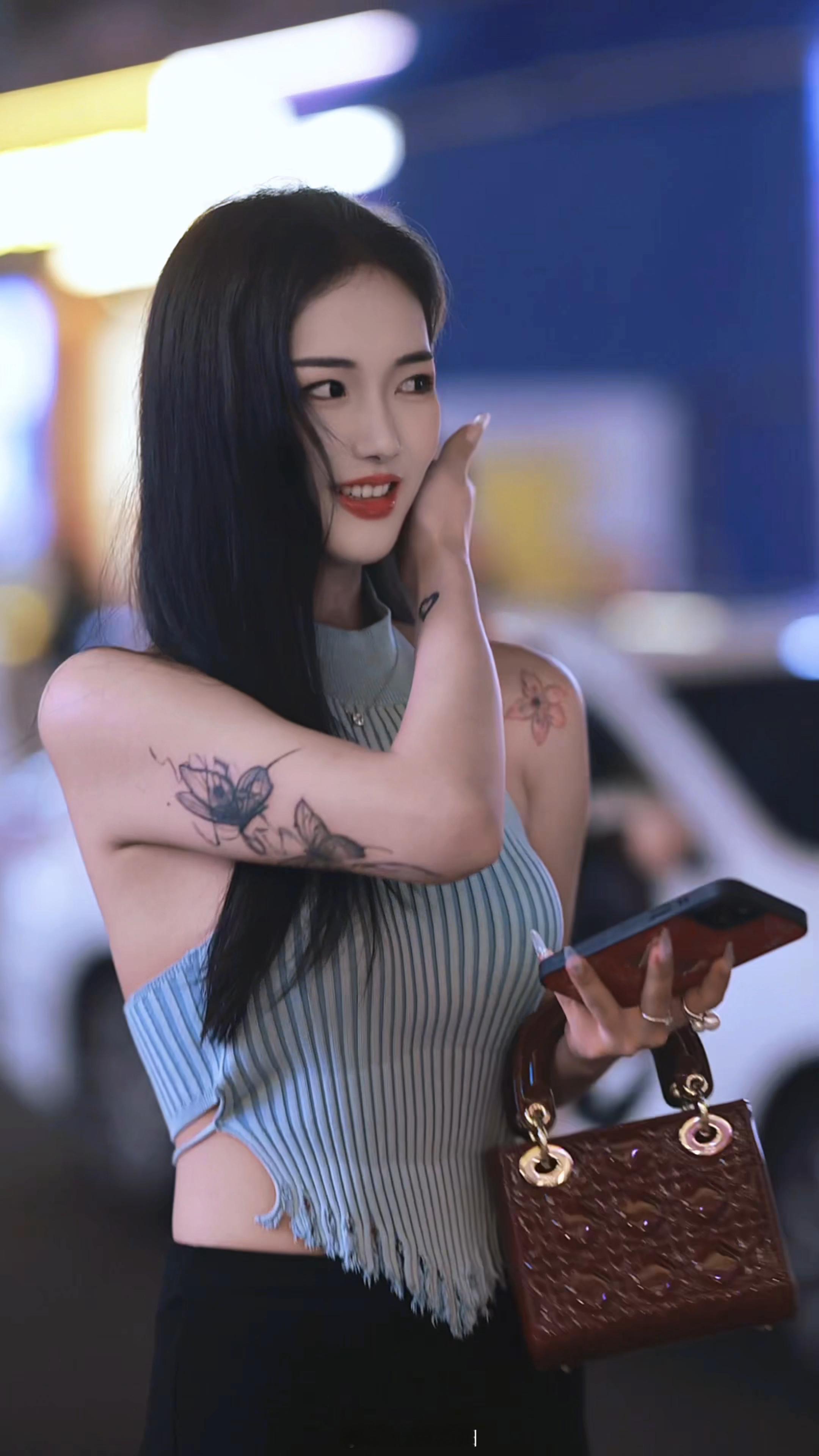 【成都街拍】晚安🌙🌙🌙丨摄影拍照每日穿搭