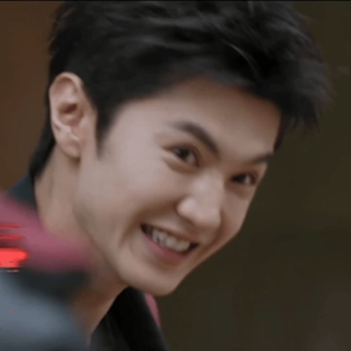 #陈哲远密逃你还来吗#求#陈哲远[超话]# 心里阴影面积，哈哈哈哈看给孩子吓得，