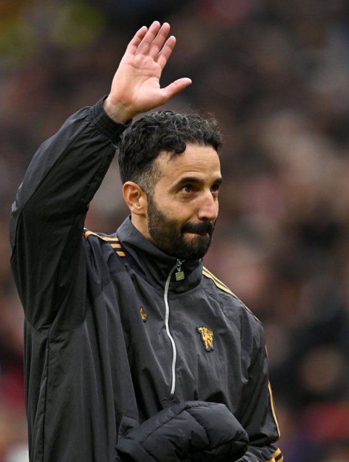 TA2024 年 5 月 14 日，曼联以 0-4 惨败给水晶宫后，曼联高层一致