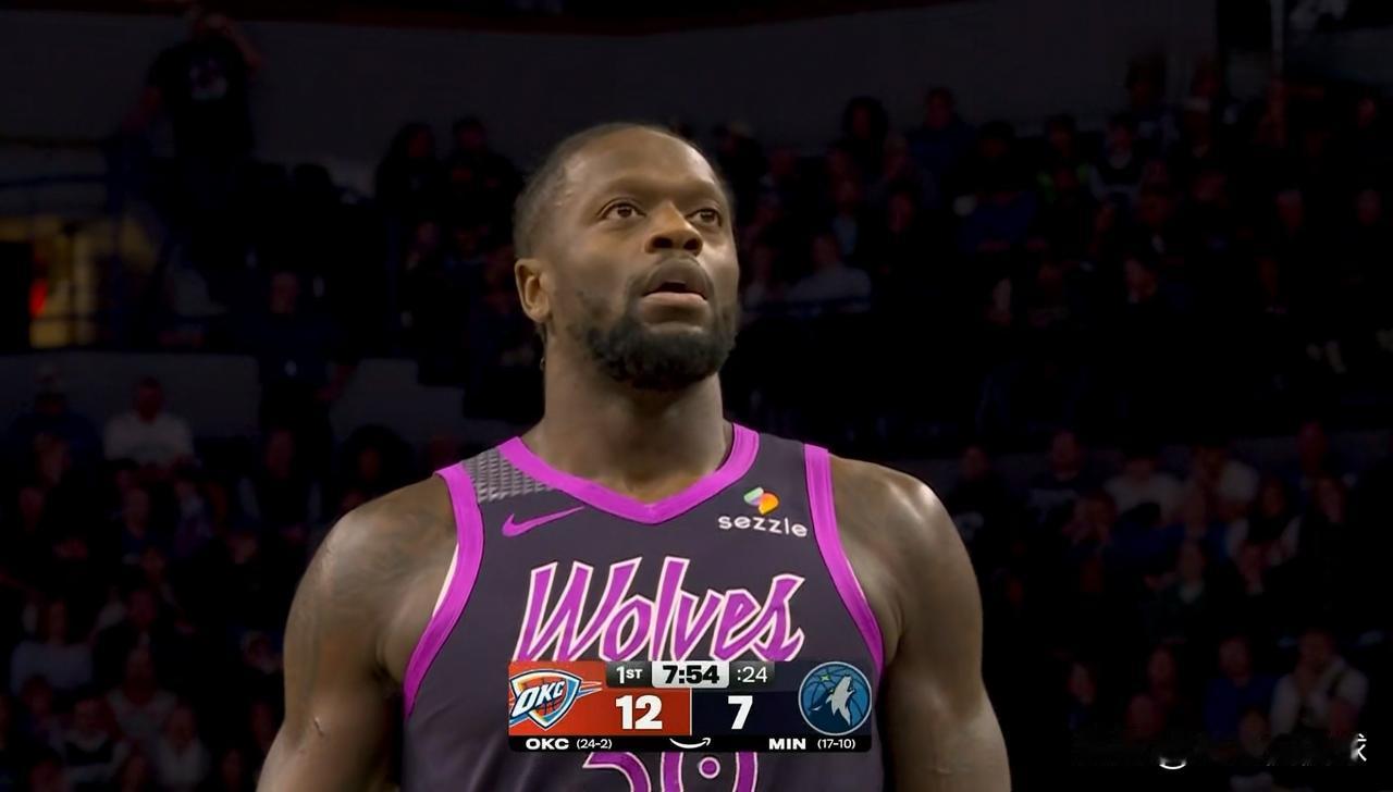 森林狼二当家兰德尔真是铁匠附体了！在今天森林狼主场迎战雷霆的比赛中，目前双方的第