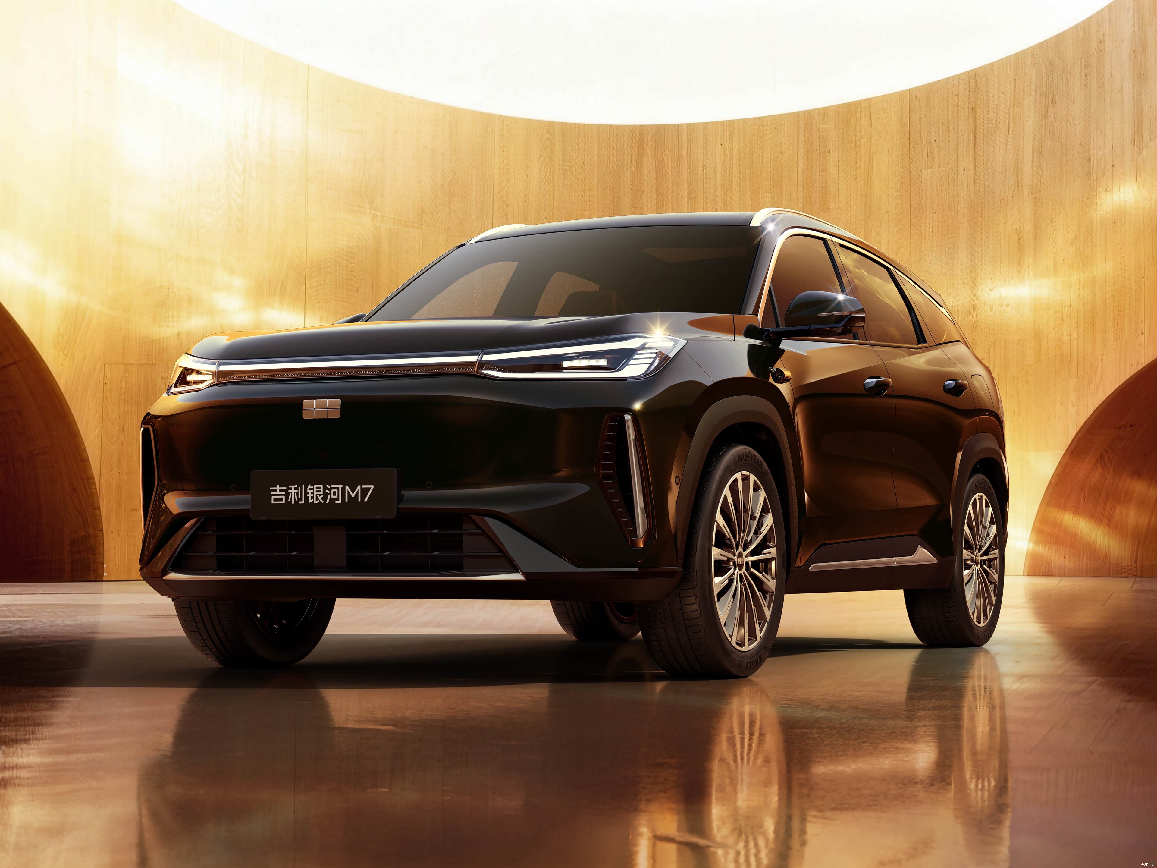 吉利银河M7将于3月13日亮相！1：新车预计上半年上市2：采用插混动力，纯电续航