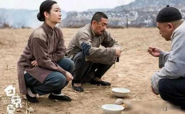 电视剧《白鹿原》中有一个不得不删掉的情节，不然根本无法播出：婚后不久，新媳妇夜里