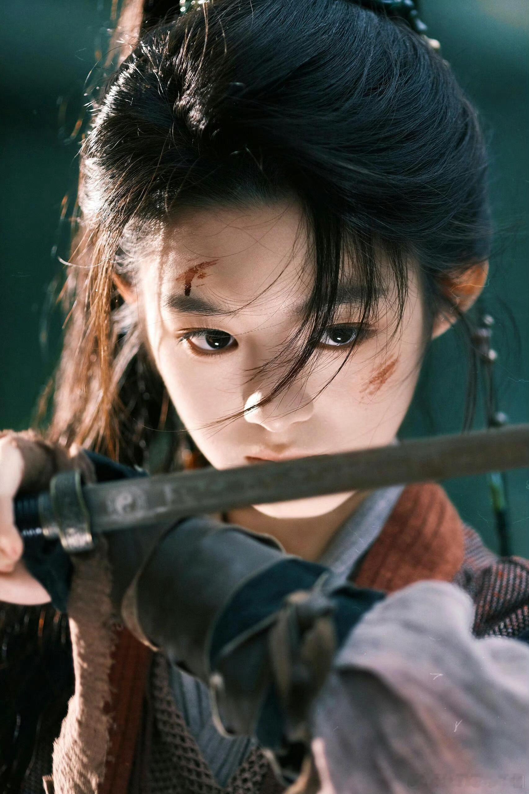 黄杨钿甜水缸戏是寒冬二月夜里拍的黄杨钿甜水缸戏是2月拍的镜头里的惊艳全是实打实的