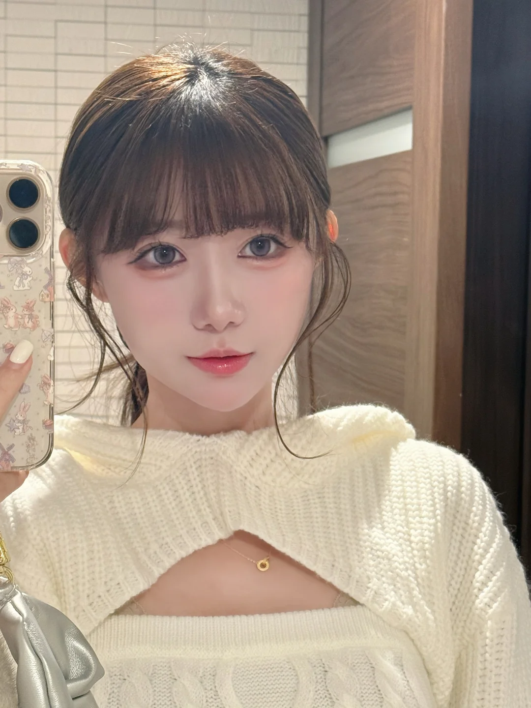 很努力学习🌸妹化妆
