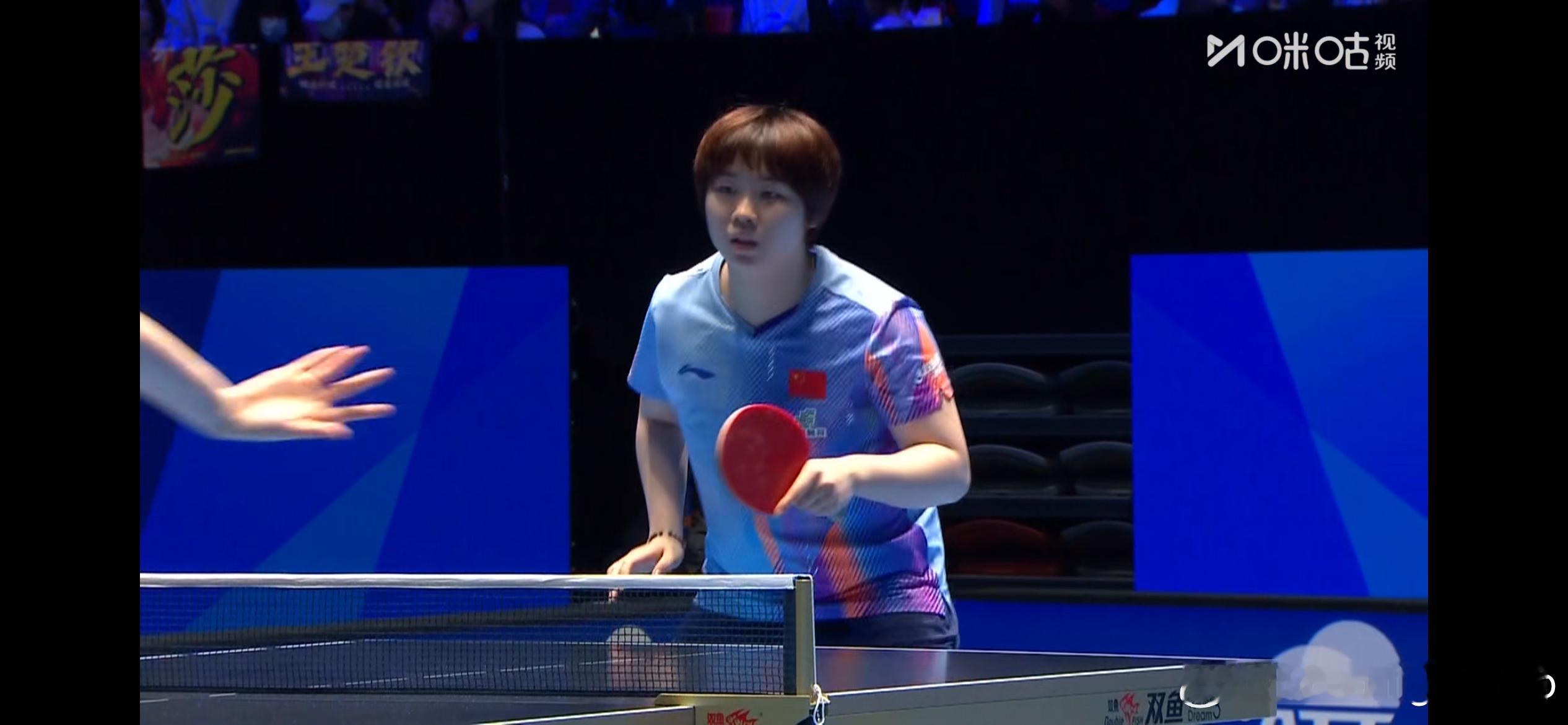 海口亚洲杯女单小组赛第一轮：🇨🇳蒯曼3比0苏籽童🇭🇰（11-8，11-5