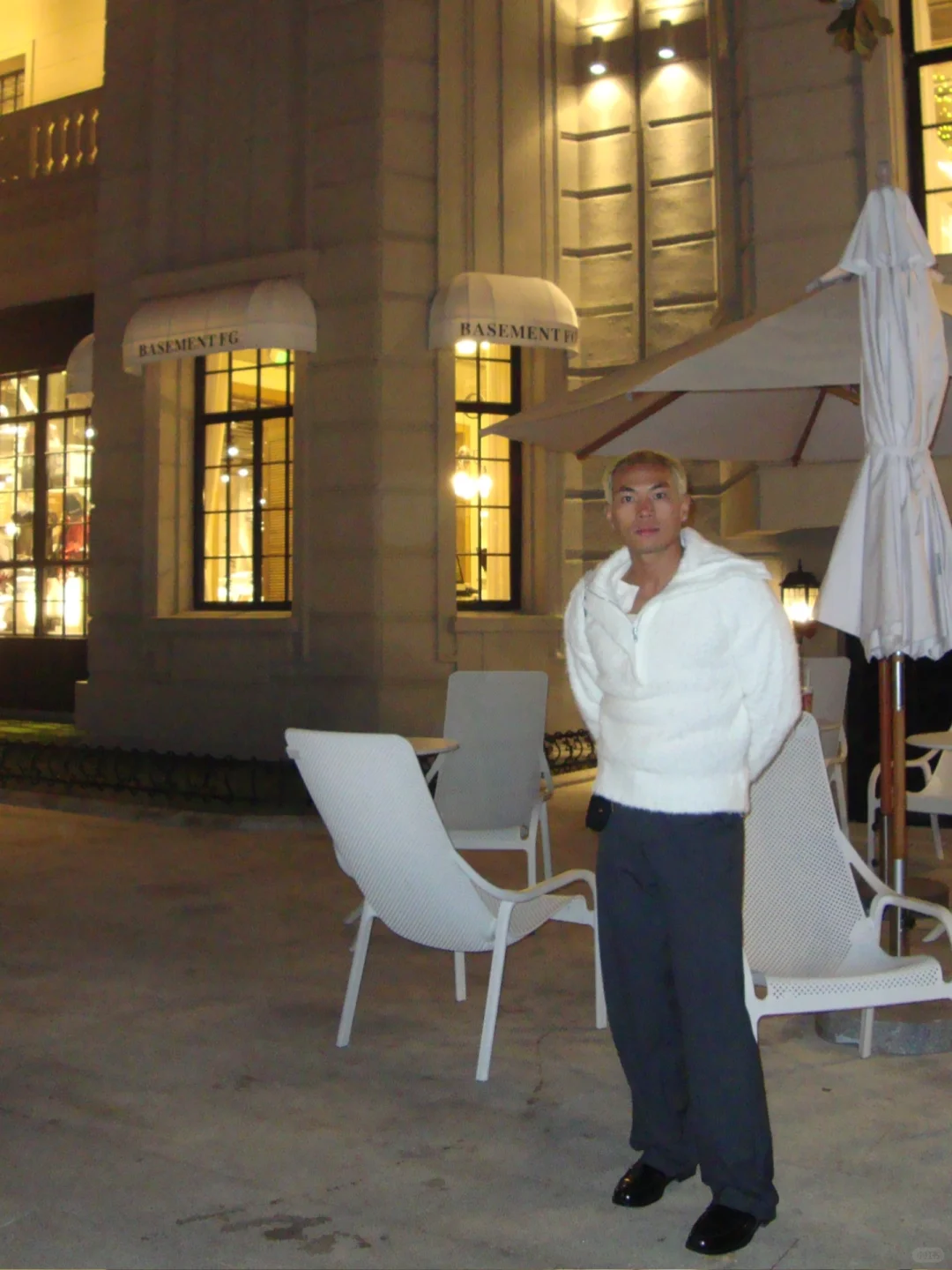 在上海祝大家圣诞节快乐