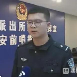江苏南京，一女子没买东西，却收到一个快递，见姓名地址都对得上，就顺手拆开了。里头