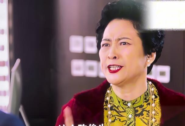薛女士对贺涵和陈俊生的态度明显不一样
经典老剧 重温经典电视剧 电视剧 怀念经典