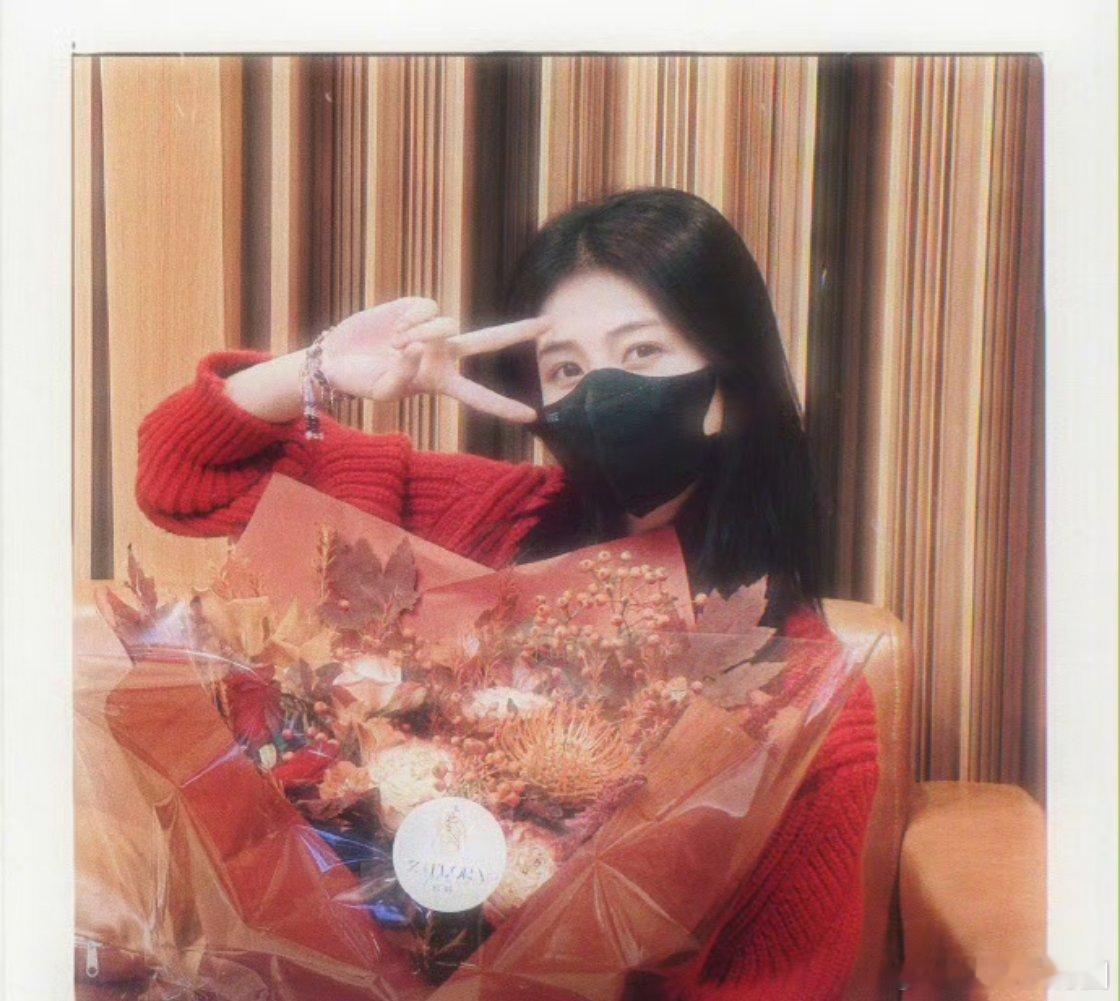 白鹿亲自去配音诶不过好像在娱乐圈里面这应该很常见吧 ​​​