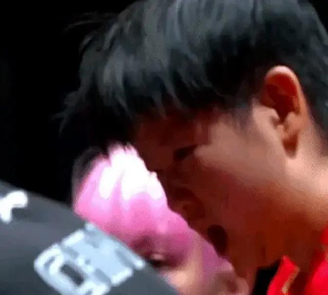 退赛，曾是他们职业生涯最大的“污点”。今天，成了他们最硬气的权利。
 
旧规则是