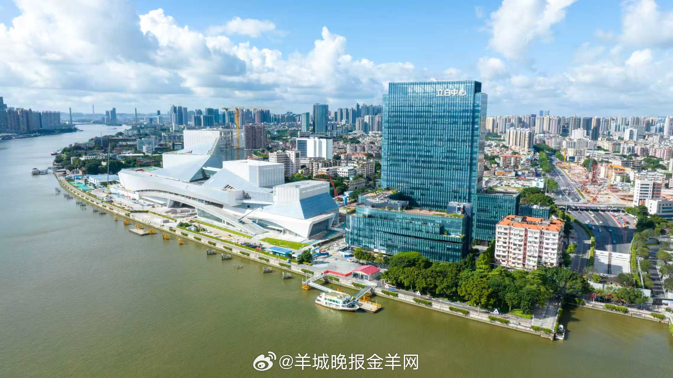 #早安#内心向阳的人，擅长在平凡日常里捕捉细碎美好，无论境遇起落，都能守住本心，