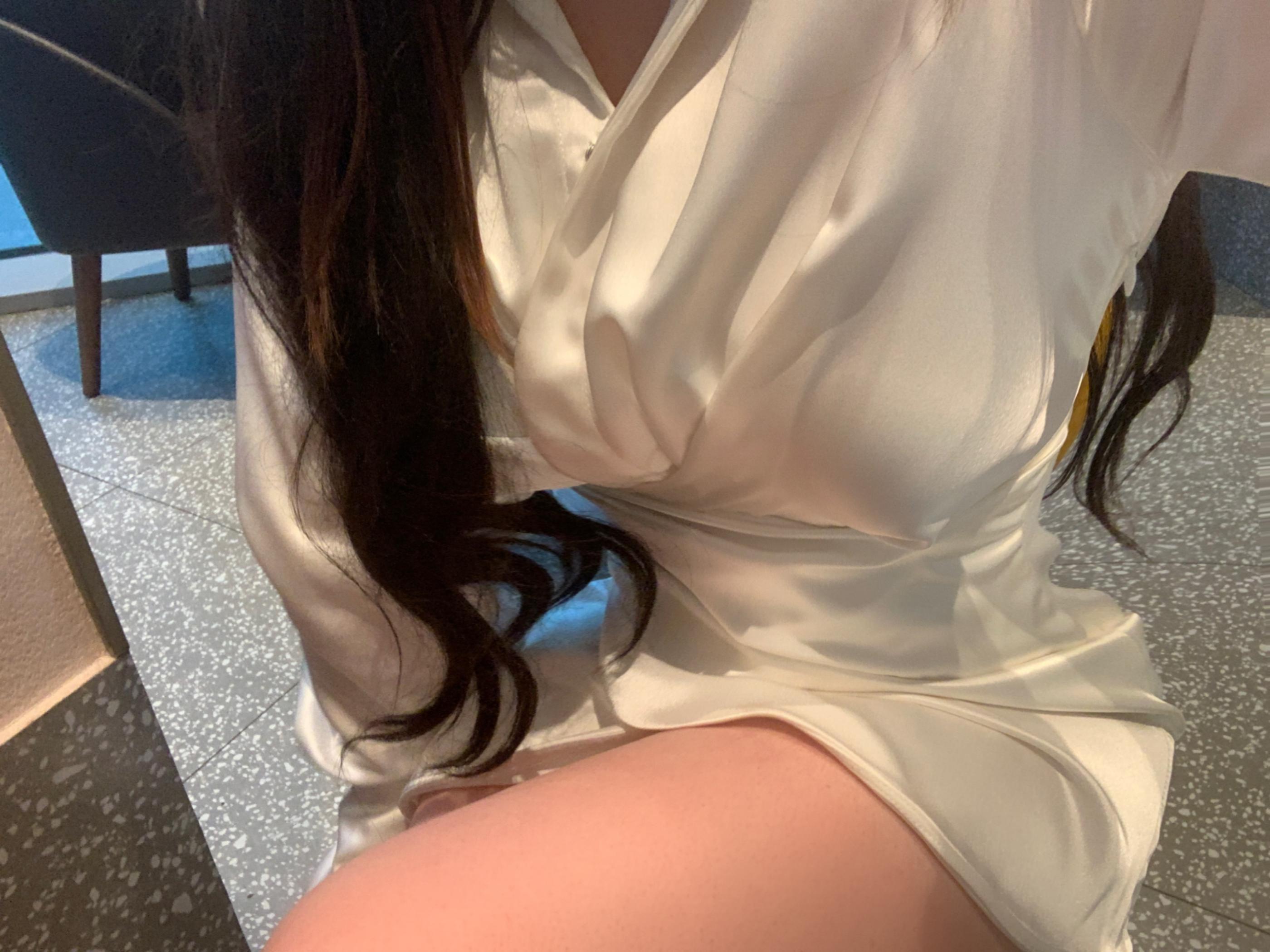 早晨有点凉意了 要入秋了吗？