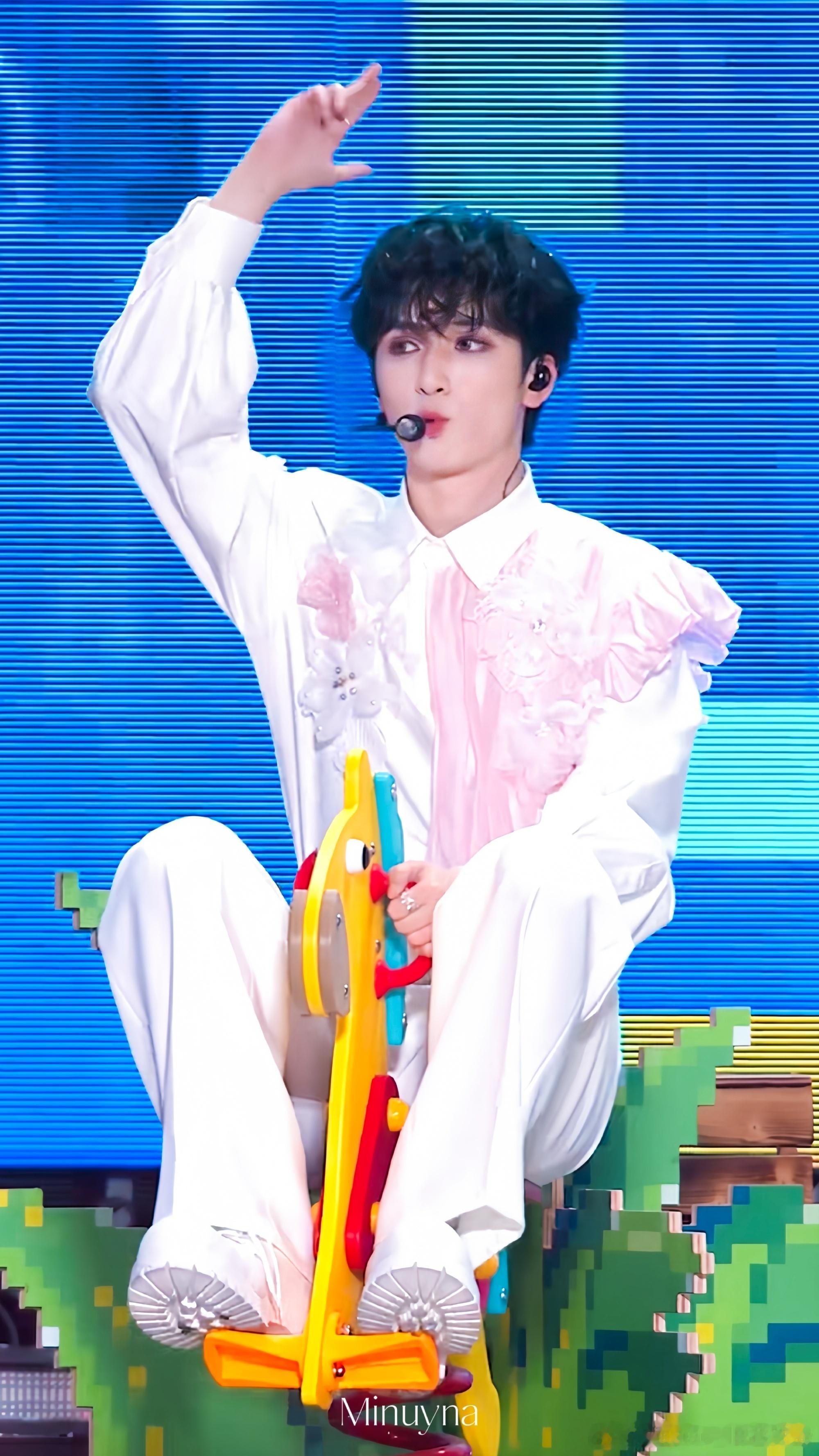 yhxyhx 大胆往前走 我永远是你背后坚强的护盾