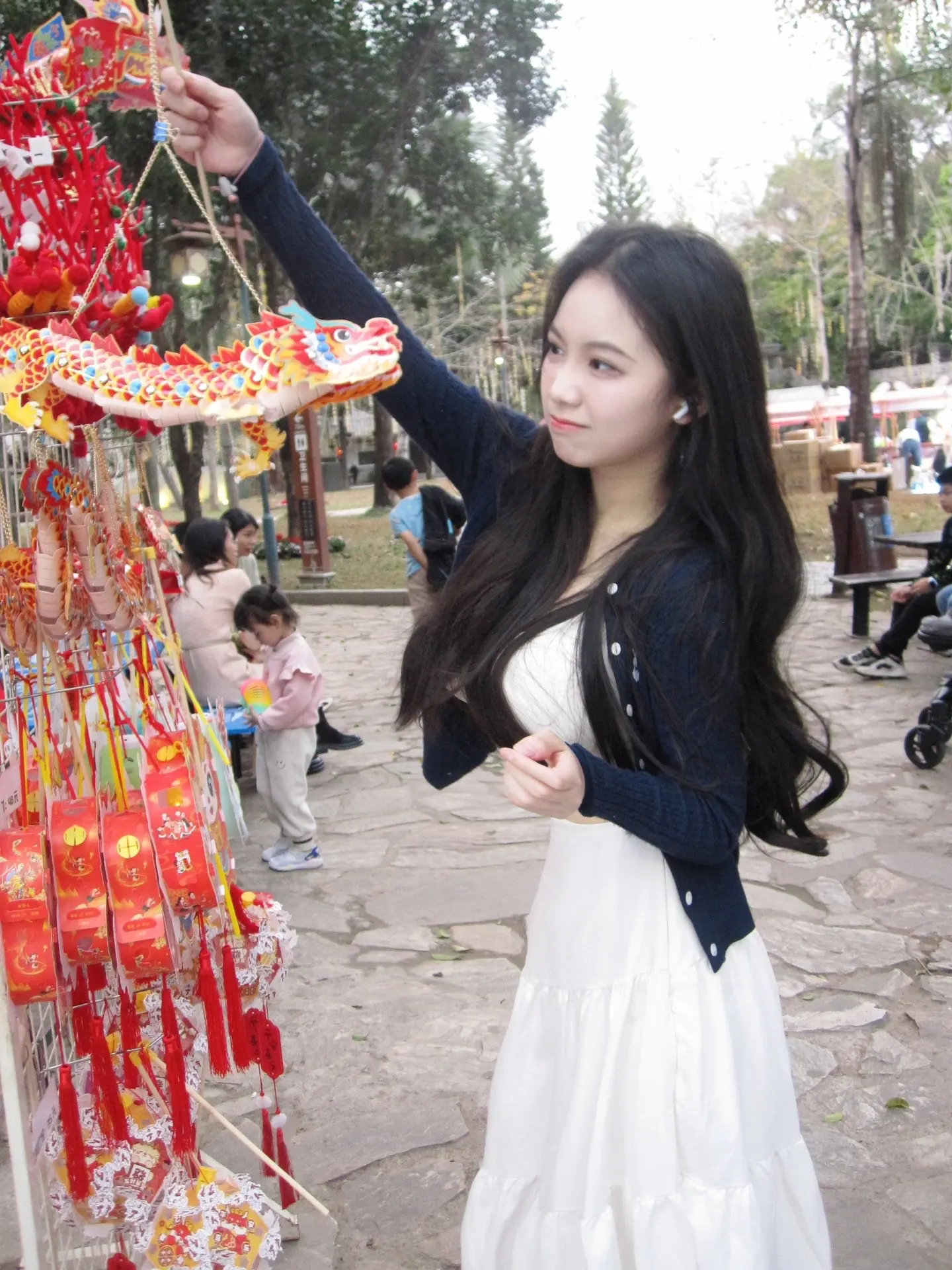 爆竹声中一岁除 春风送暖入屠苏