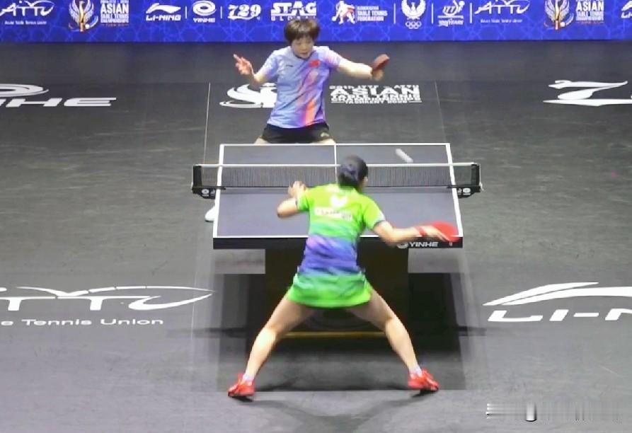 张本美和逆转蒯曼三:二获胜挺进决赛！

决胜局，张本美和越战越勇，开局连拿 4 