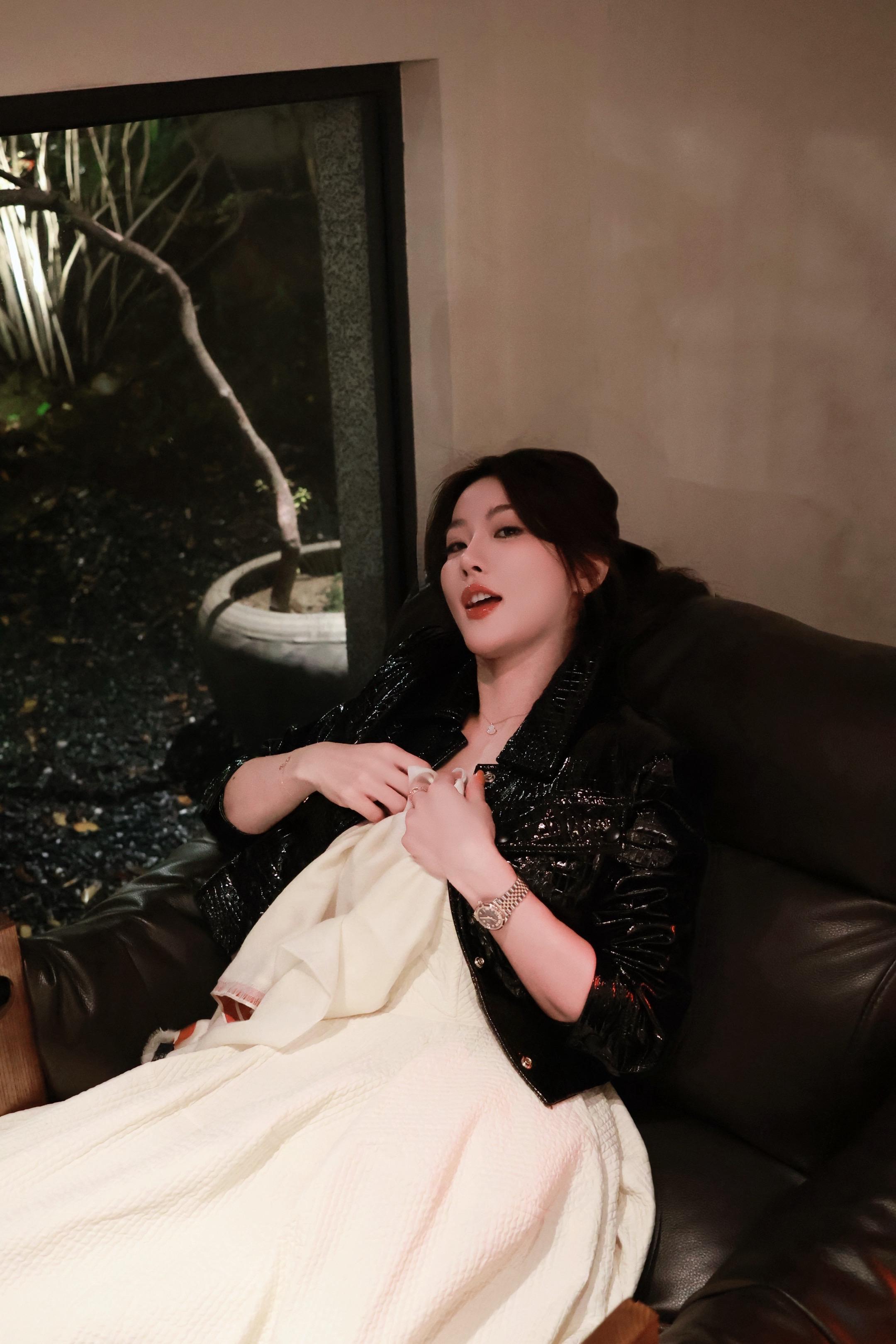 清冷 温柔 破碎