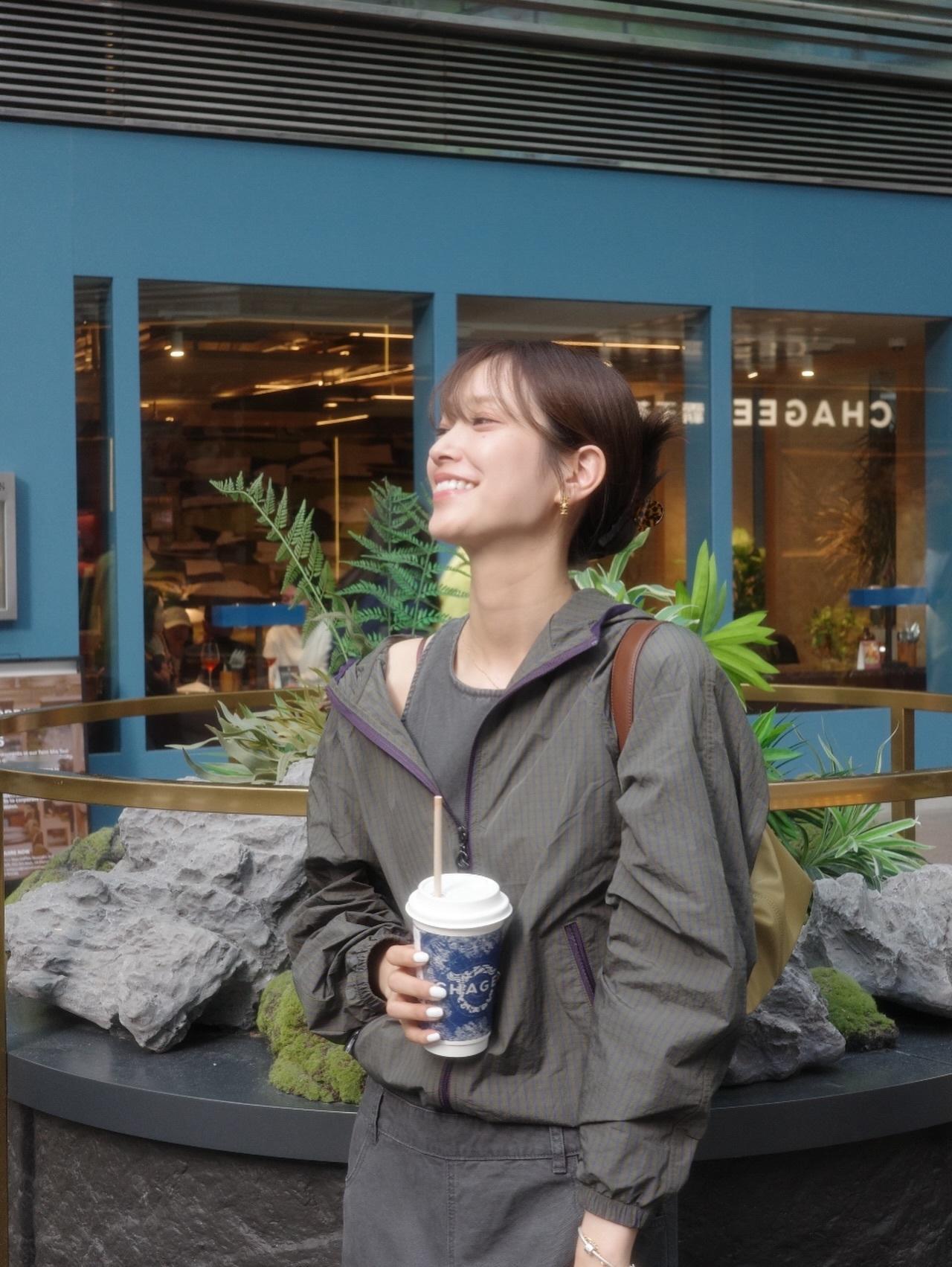 佐々木久美🦒「散歩してヌンして夜散歩🇭🇰gr3x」kumigram