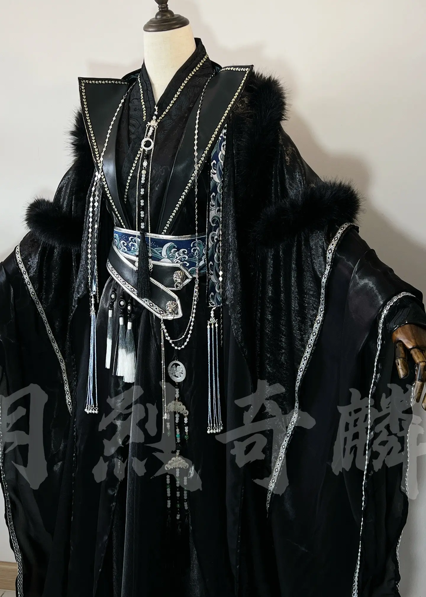 魔道祖师 | 衍生 | 黑化| 蓝忘机。 应大家投票生出来黑化蓝忘机c...