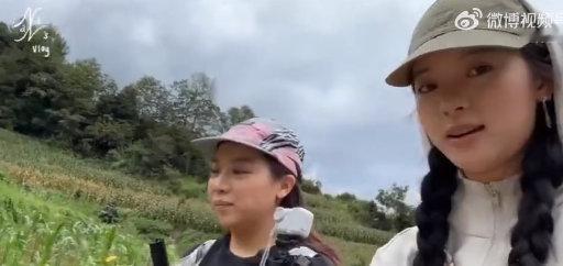 欧阳娜娜热带雨林徒步娜比的第一期旅行 vlog 太好嗑了！云游热带雨林好放松，自