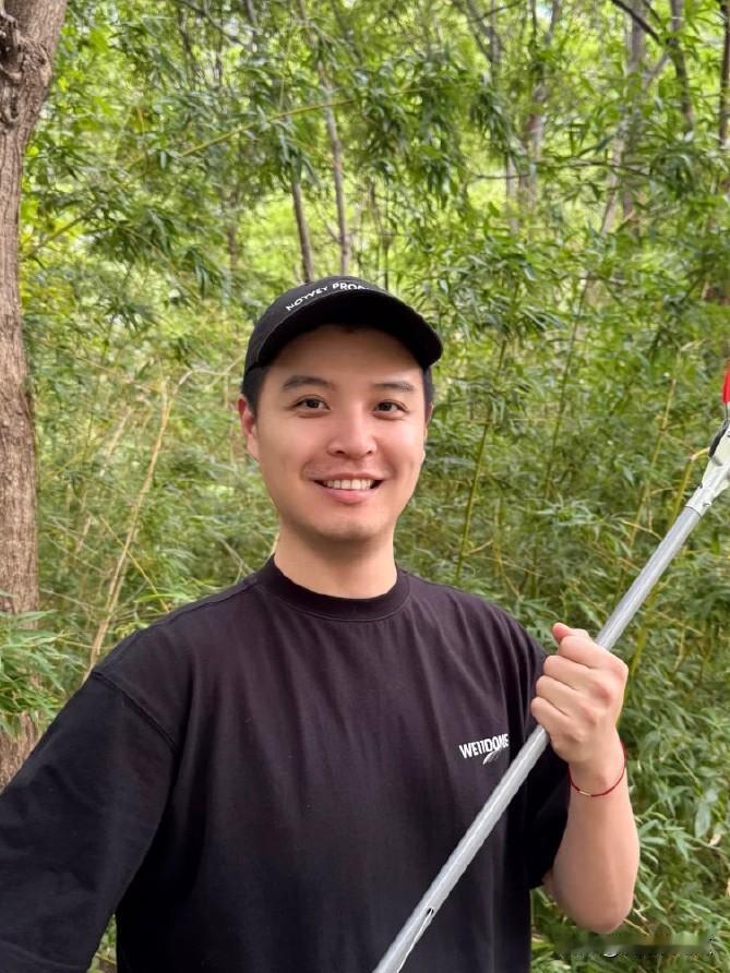 今天，我不可怜张豆豆
也不共情孙杨，我只觉得马頔不容易，说句话都要被隔空操控，想