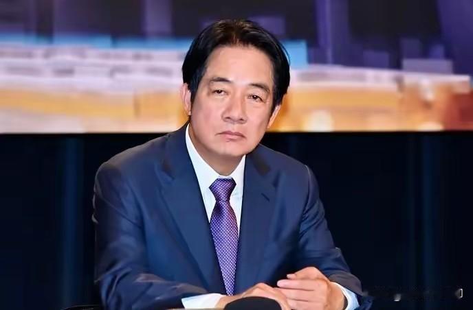 所有台独汉奸都是一路货色！台湾岛内最大的汉奸头子赖清德于周四特意召集了一批国际媒