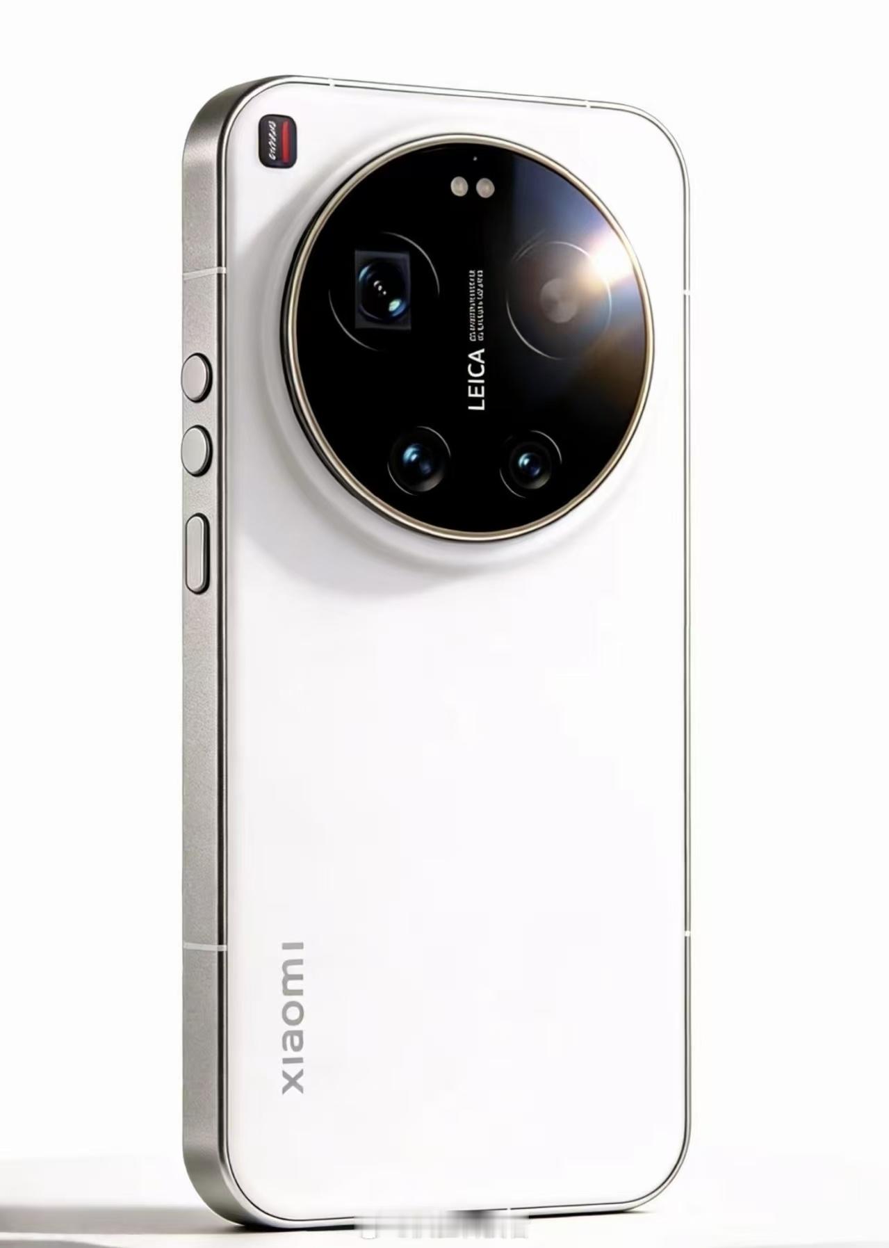 刚刷到小米17 Ultra的渲染图，经典的圆形Deco居然玩出了新花样，取消了背