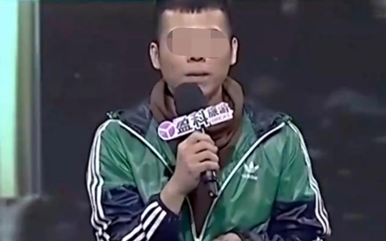 北京，一名男子用同事的彩票账号，购买了2746元的彩票，中奖10万。男子为表感谢