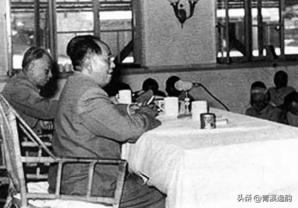 毛主席说:“台湾只要回归祖国，除外交必须统一于中央外，所有军政大权、人事安排大权