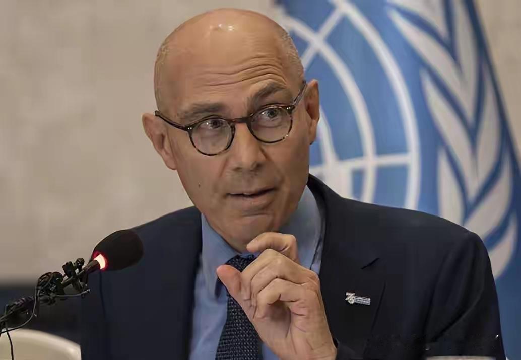 联合国最近整了个大动作：官宣要查乌军涉嫌杀害7名俄战俘的事，可不是空穴来风——已