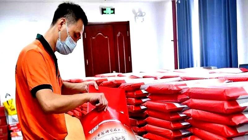 通知书像炸弹，天天倒计时

山西家长集体失眠，从7月15到9月补录，心跳跟着批次