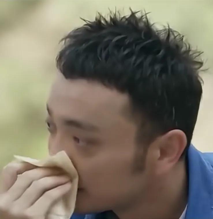 小撒和小尼能够成为好朋友就是因为小撒对小尼真的太体贴入微了[流泪]，小尼是个孝顺
