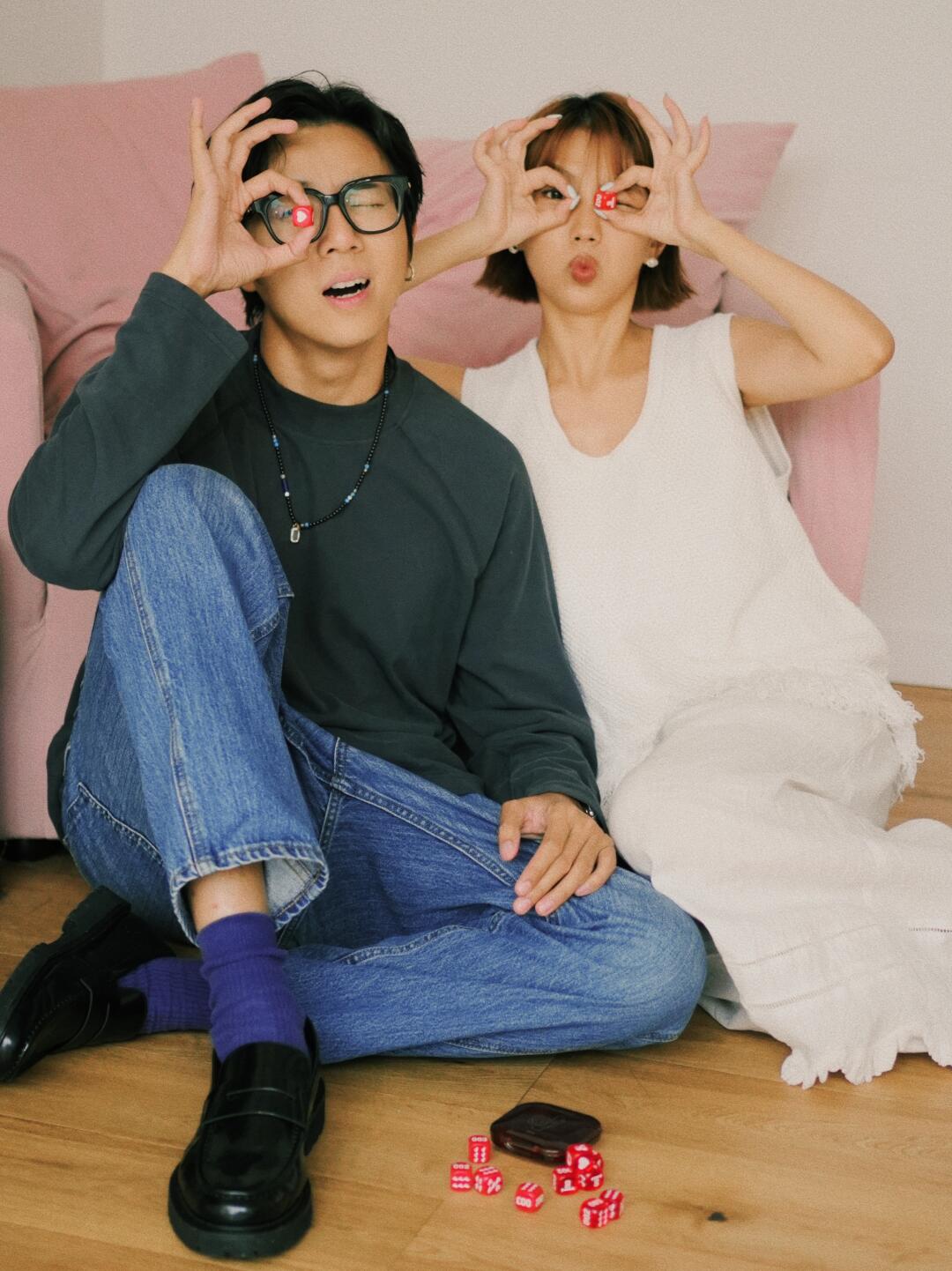 七夕不出门，在家游戏也能拍出趣味情侣照🎲