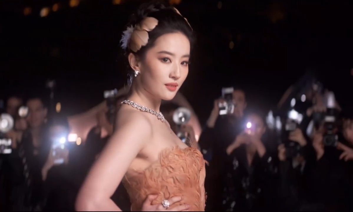 一个vogue女星合集刘冲办的活动会整活好多是真的，正式红毯打光也不差 