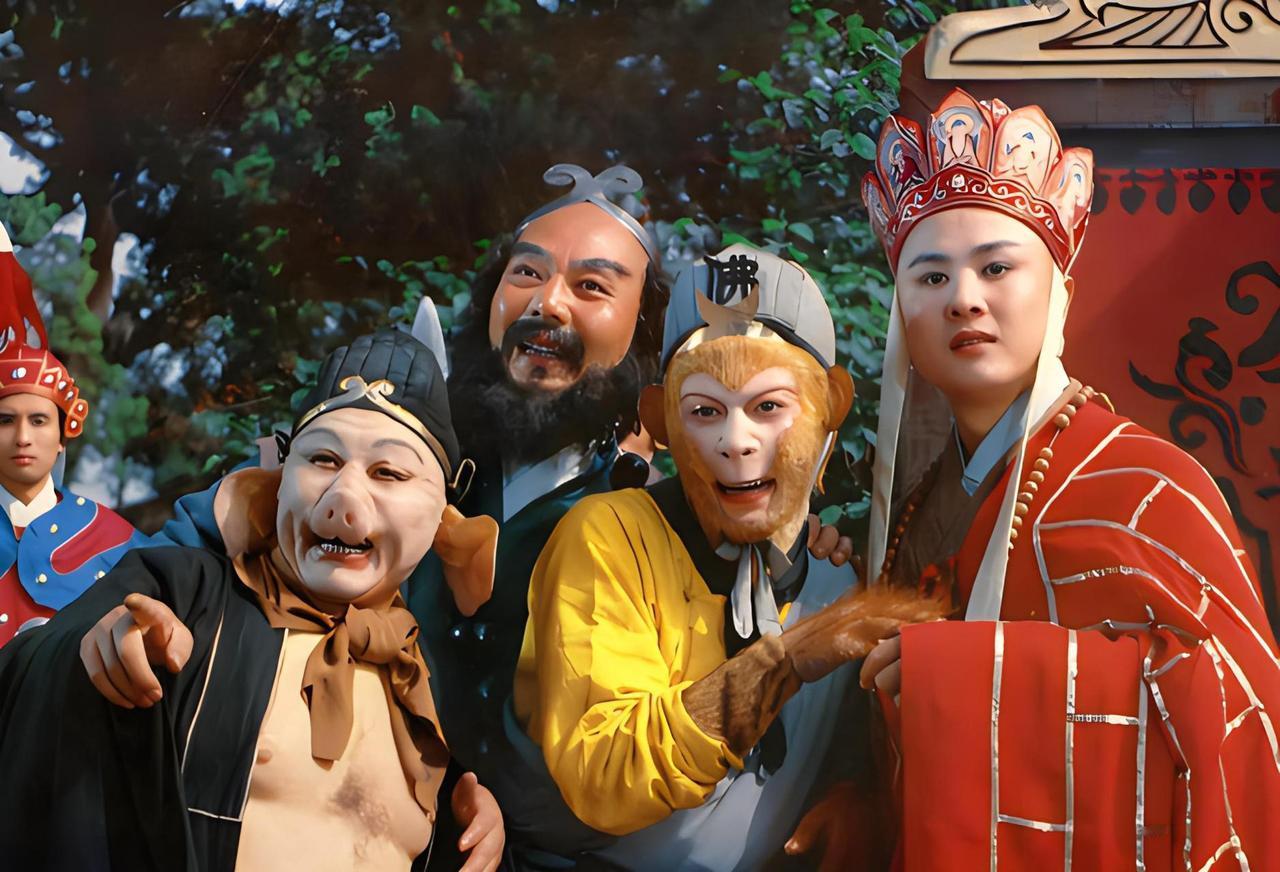 你有看过四大名著西游记吗?从小就喜欢看西游记，其实早就不只是看打妖怪取经了，更像