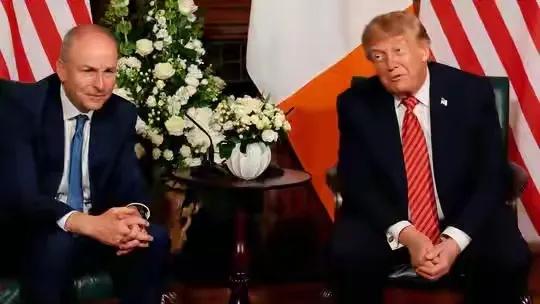 特朗普访问爱尔兰，会晤爱尔兰总理马丁之后，公开说了番话。

他说，爱尔兰与北爱尔