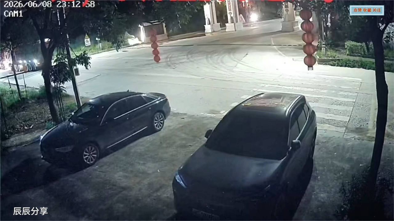 早上起来发现车子尾灯碎了，还以为是谁砸的，