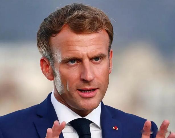 英国首相斯塔默语出惊人，中国仅仅反对是不够的，还得下一个决心！
他这番话从哪来的