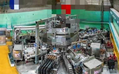 中国“人造太阳”一旦点亮，美国11艘航母舰队，将在24小时内，被激光武器“烧成废