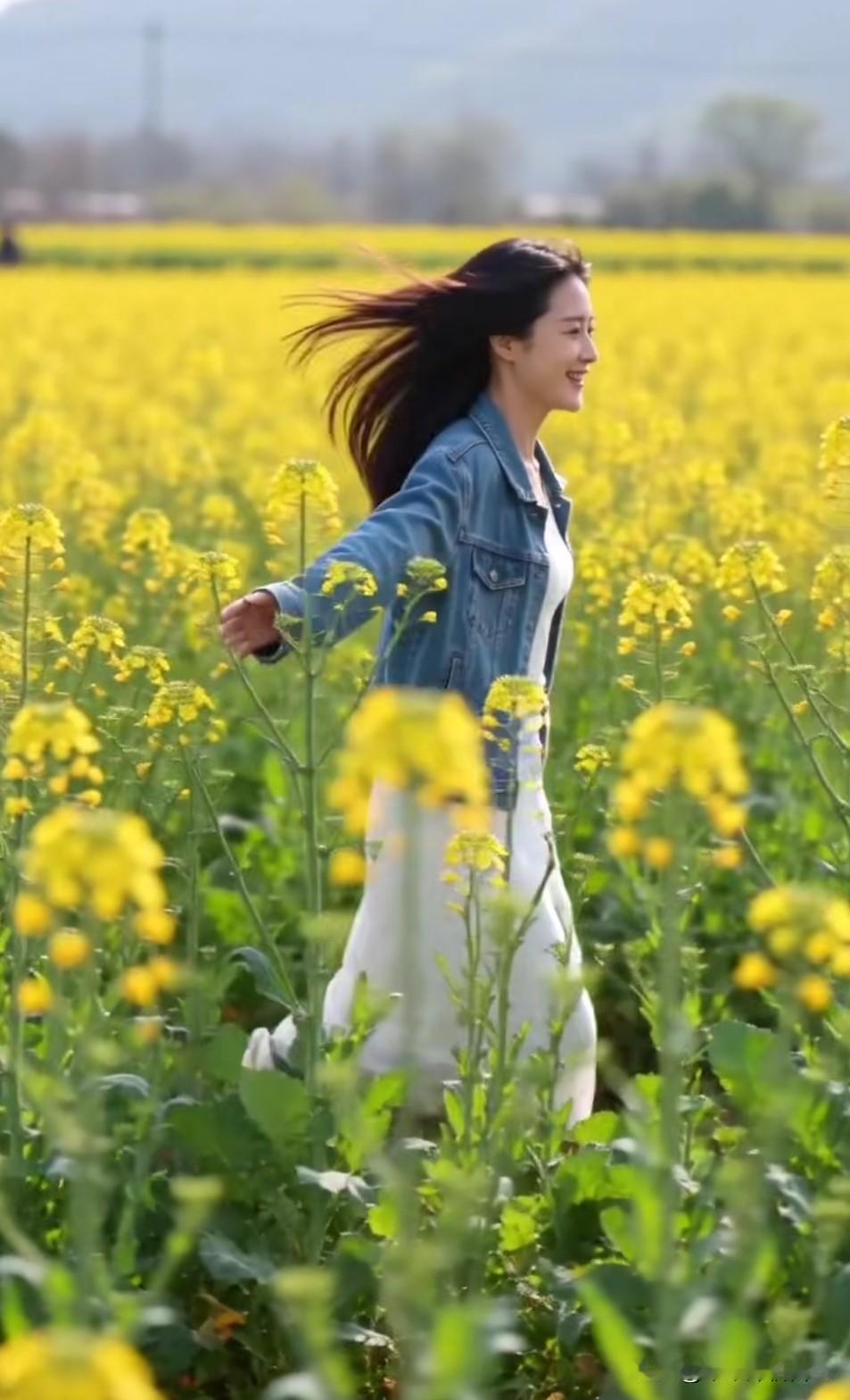 早上不到5点半自然醒，打算更新一个微头条，刷到了一北京大姐，不知不觉看了半天她发