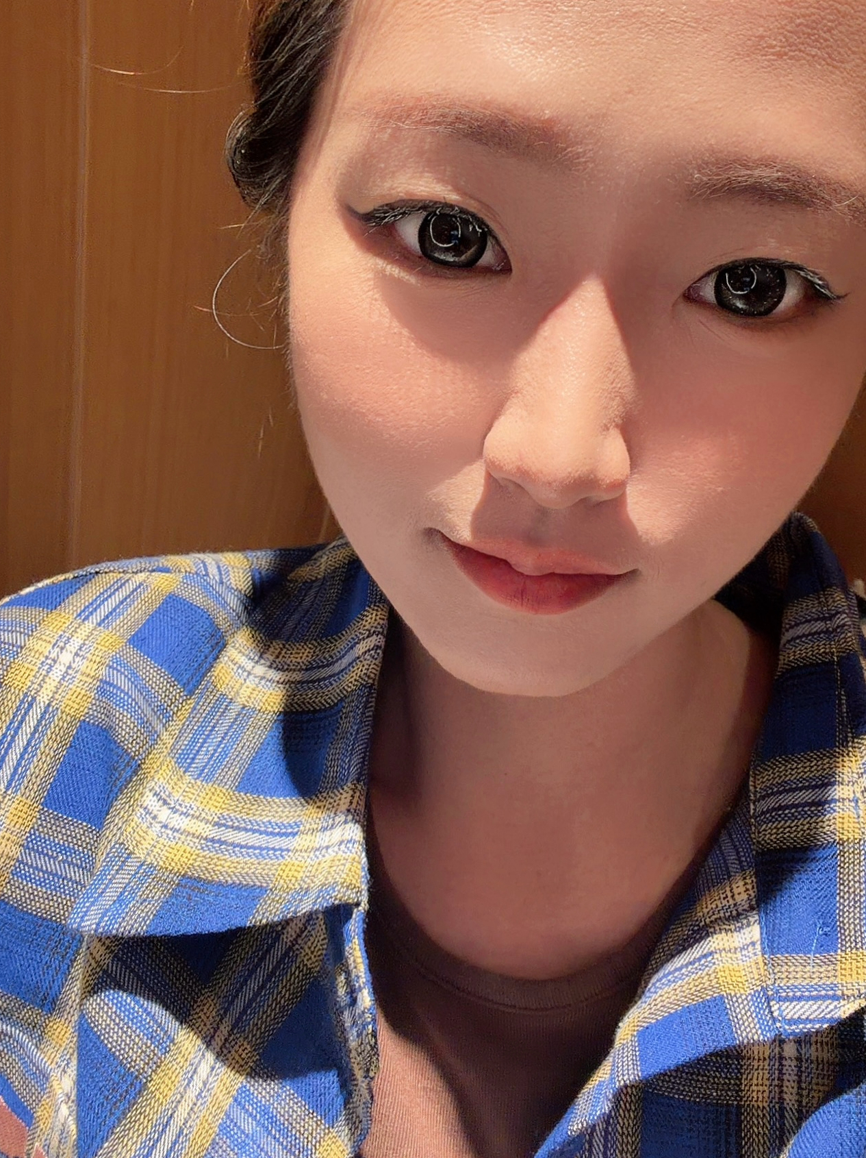 也不怪任豪喜欢在酒店卫生间拍照 我也喜欢光线不要太好 