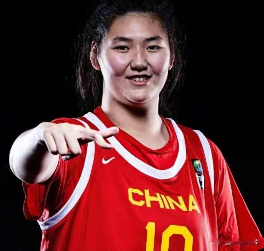 中国女篮未来能战胜美国女篮吗?中国女篮十年之内就有很大可能战胜美国女篮。因为中国