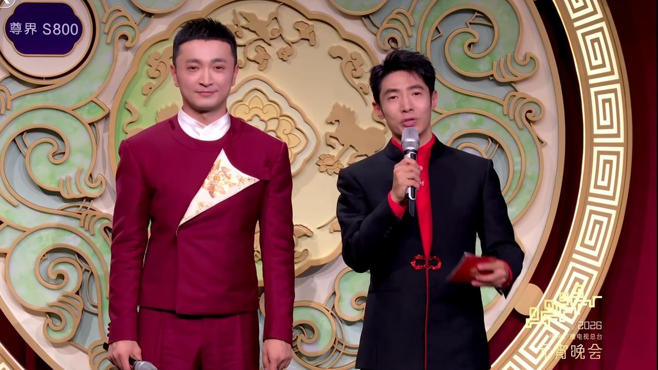 大家发现没，撒贝宁和尼格买提同框，太有喜感了

元宵晚会上，这两个主持活宝，成了