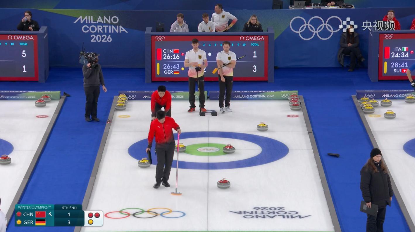 第四局小费旋死，德国旋打失误，两分局面终于来了 