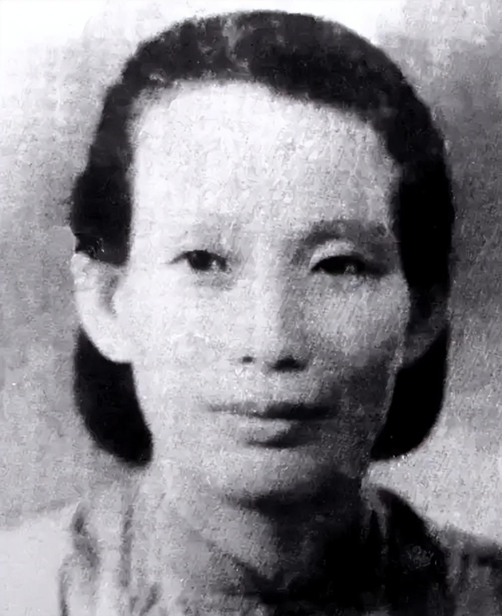 1949年毛主席接见妇女代表，见到一位后突然变脸：你竟然还活着？

麻烦看官们右