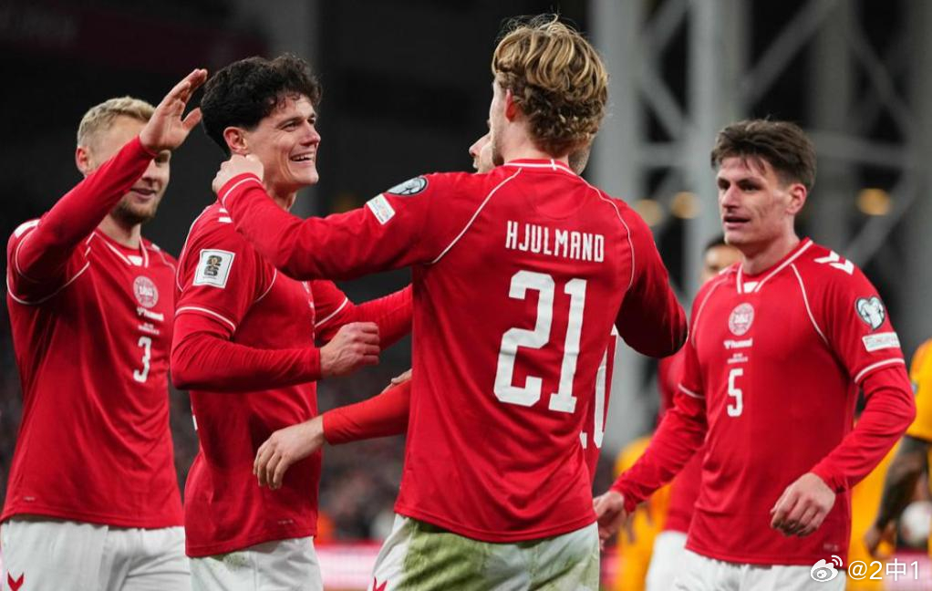 世预赛一夜四场逆转，意大利瑞典丹麦挺进决赛世预赛欧洲区附加赛半决赛今晨全部结束，