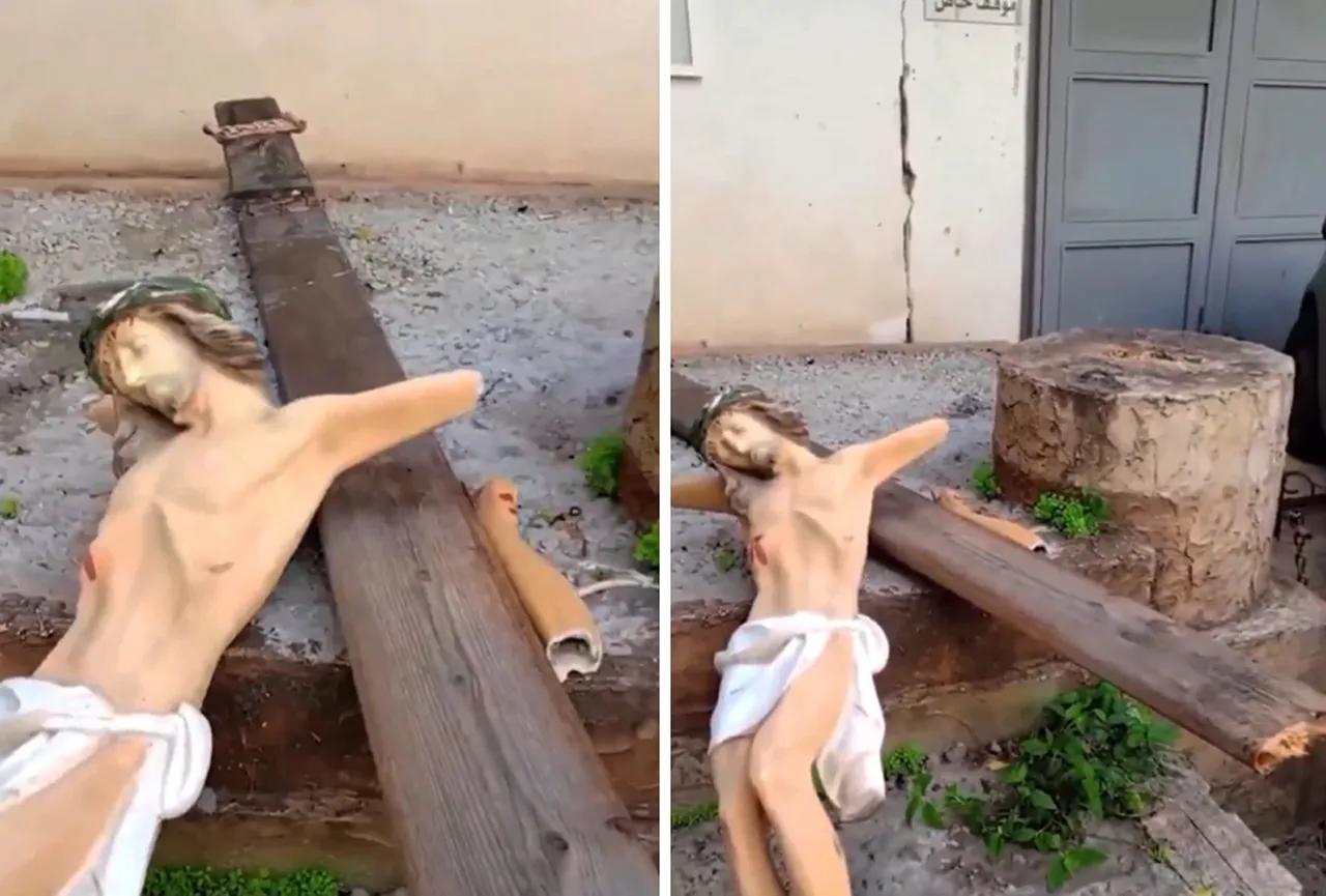 一名以色列国防军士兵在黎巴嫩南部砸毁基督雕像的照片引起国际争议
以色列军队的行为