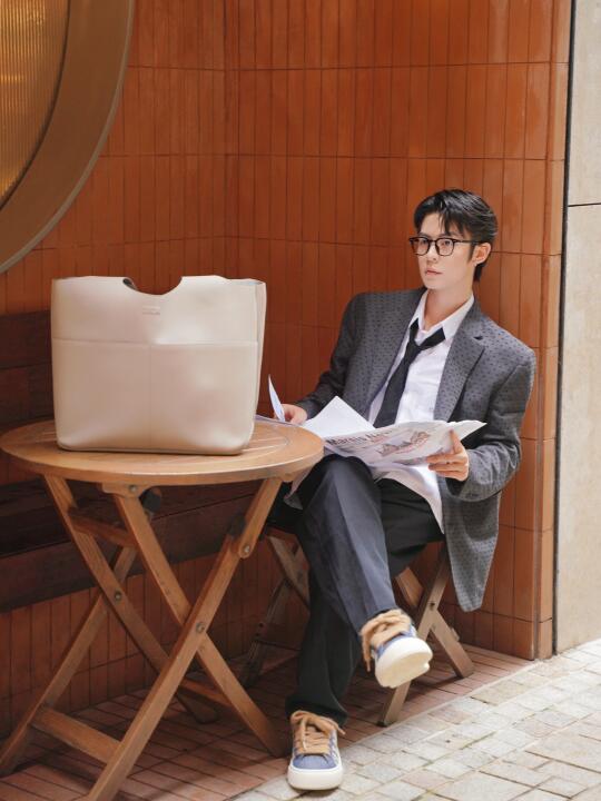 街头转角 探索新的自我