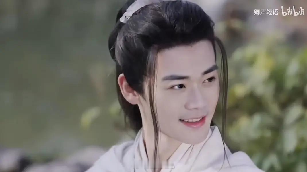 惊呆了，曹骏居然变得这么帅了吗？ ​​​