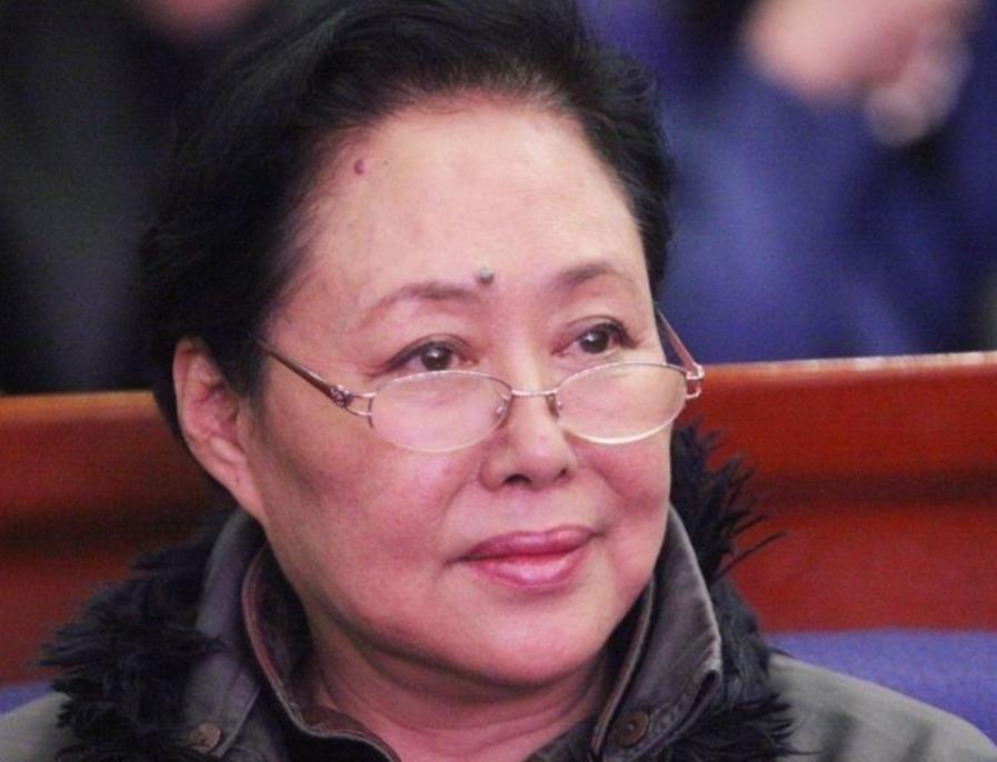 斯琴高娃离过两次婚，三婚后直言：那样的婚姻经历你敢想吗？她坦言过往太特殊！

1